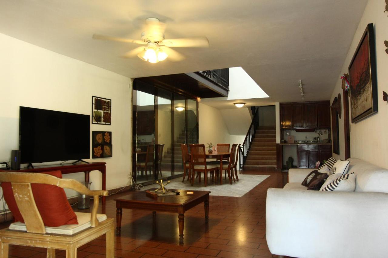 Duplexu Homestay *